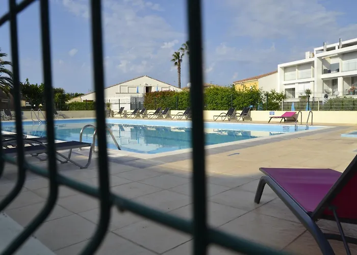 Naturiste Bird Port Soleil 442 * Agde